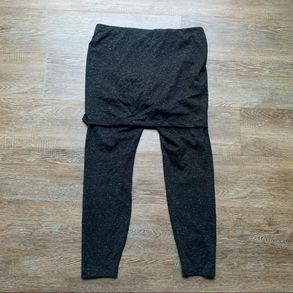 Cabi Space Dye M’leggings Skirt overlay Medium M - Picture 2 of 9